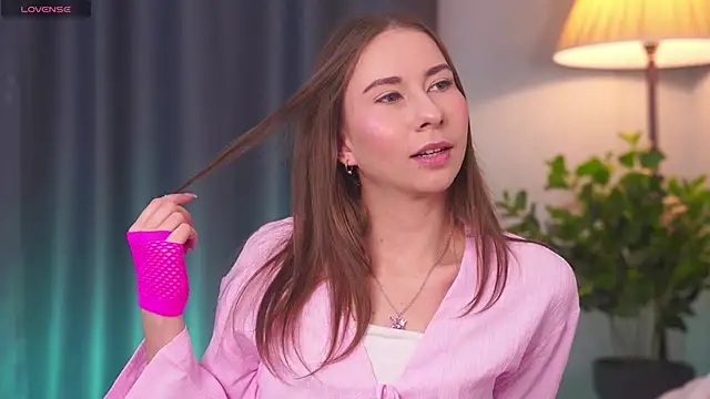 Snapshot of CuteJane_ chatting on 12/05/25, 07:39 CuteJane online show from 12/05/25, 07:39