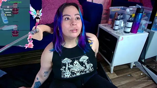 Snapshot of missa_motato chatting on 11/22/25, 11:20 missa motato online show from 11/22/25, 11:20