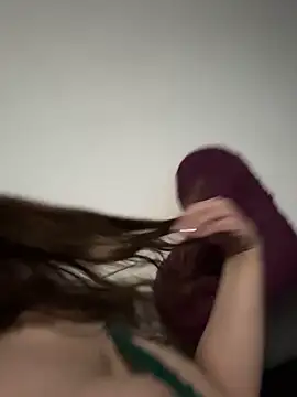 lola  med online show from 03/08/25, 07:53