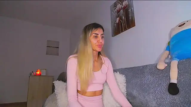 SweetJessy26 online show from 03/06/25, 07:21