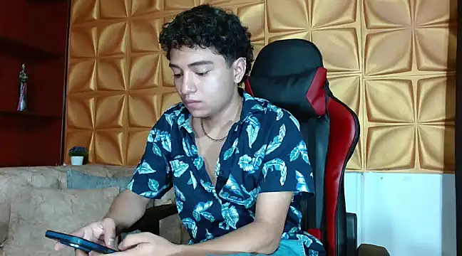 CamilowhiteS online show from 02/21/25, 07:32