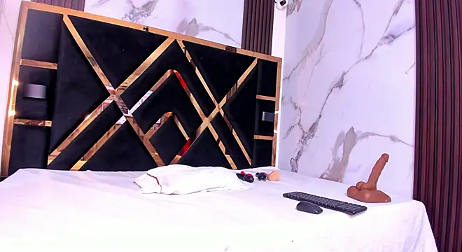 Snapshot of zara_smitt chatting on 11/12/25, 11:21 zara smitt online show from 11/12/25, 11:21