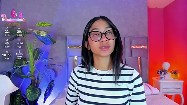Tyla Ks online show from 04/22/26, 07:04