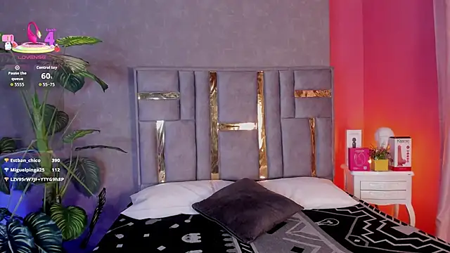 Tyla Ks online show from 05/19/26, 01:56