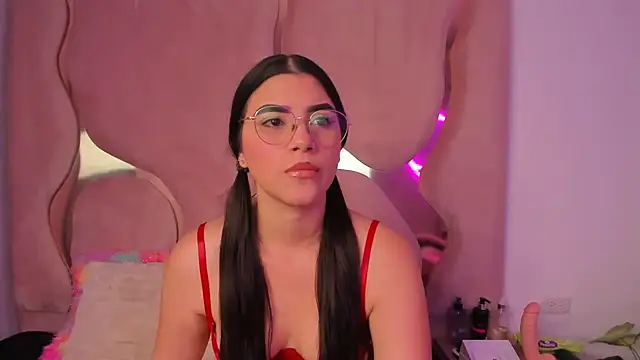 Julietahtx online show from 03/13/25, 08:32
