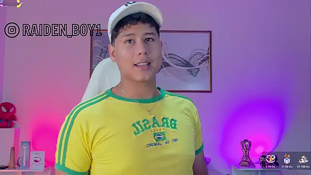 Snapshot of Raiden__Boy chatting on 12/18/25, 01:22 Raiden Boy online show from 12/18/25, 01:22