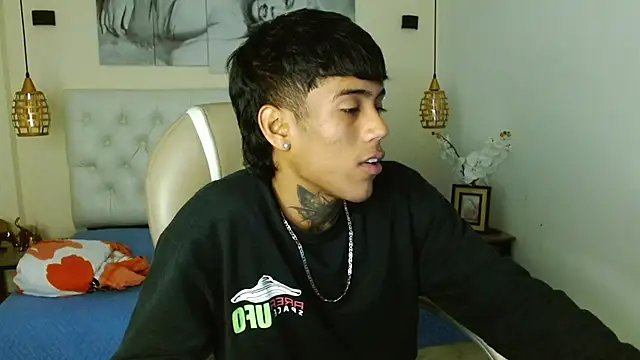 RyanKing19 online show from 02/25/25, 01:50