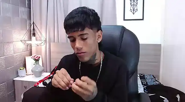 RyanKing19 online show from 03/10/25, 12:37