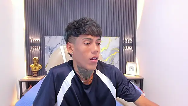 RyanKing19 online show from 09/28/25, 03:23