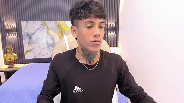 RyanKing19 online show from 09/30/25, 03:22