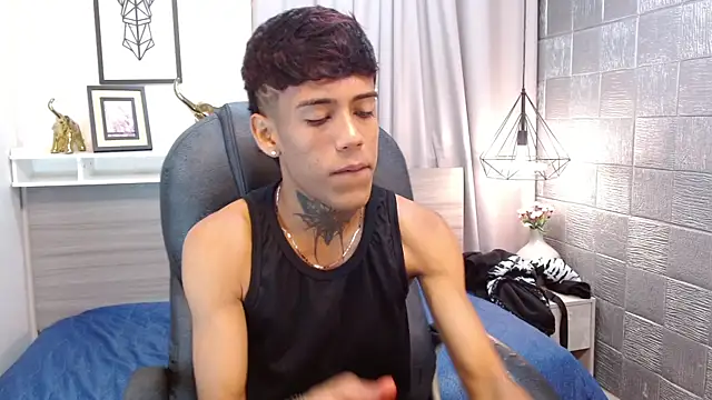 RyanKing19 online show from 10/29/25, 03:42