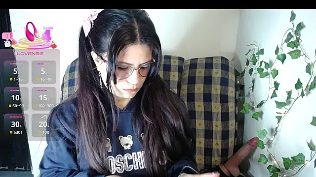 Snapshot of byangiecepeda chatting on 09/10/25, 03:28 byangiecepeda online show from 09/10/25, 03:28