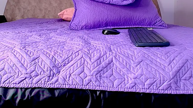 Snapshot of abigail_fx chatting on 11/22/25, 03:05 abigail fx online show from 11/22/25, 03:05