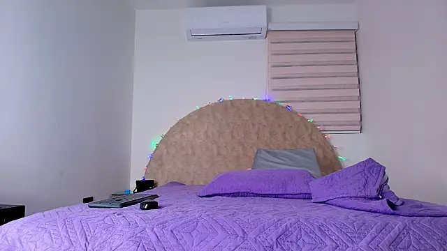 Snapshot of abigail_fx chatting on 12/05/25, 03:04 abigail fx online show from 12/05/25, 03:04