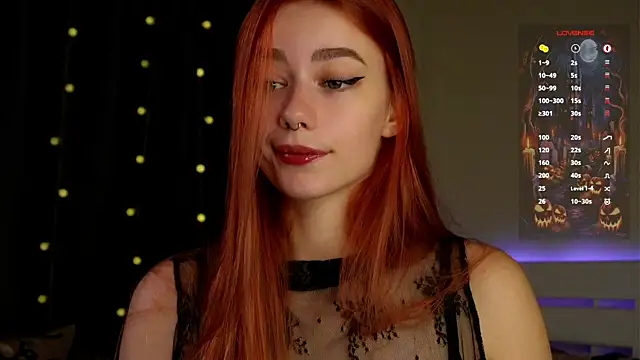 Snapshot of EmilaMills chatting on 11/01/25, 01:13 EmilaMills online show from 11/01/25, 01:13