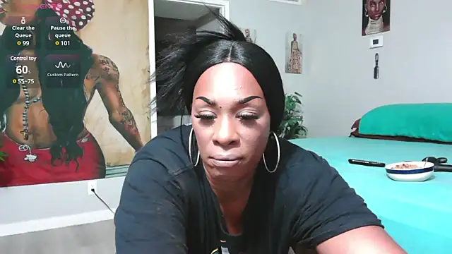 Queenanitadix online show from 12/12/24, 10:09