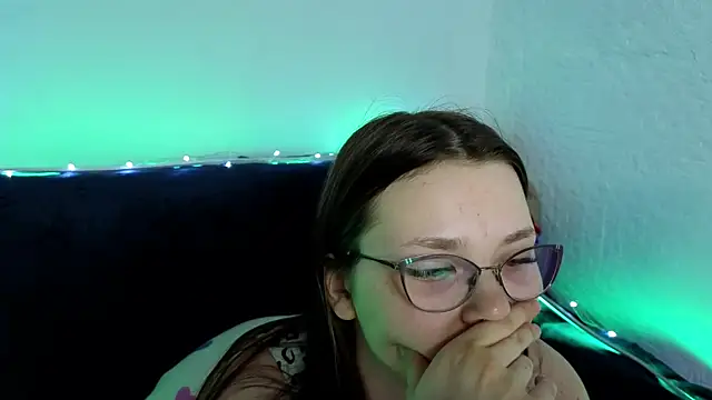 milliedoll online show from 09/24/25, 08:28