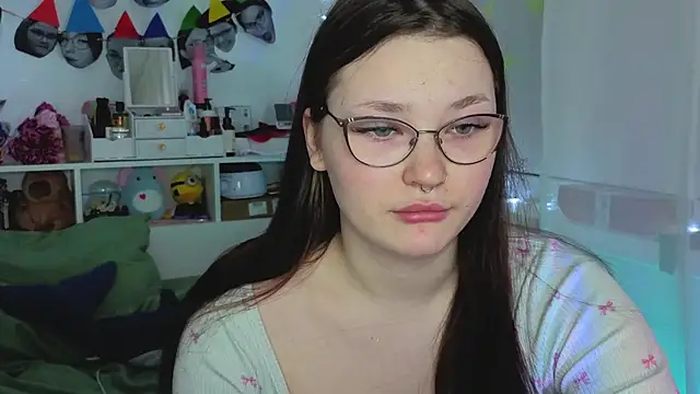 milliedoll online show from 10/24/25, 06:32