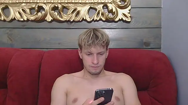 Snapshot of frama666 chatting on 09/23/25, 07:28 frama666 online show from 09/23/25, 07:28