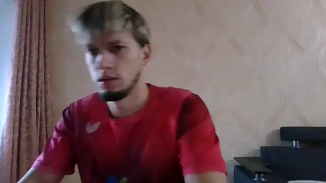 Snapshot of frama666 chatting on 10/16/25, 03:02 frama666 online show from 10/16/25, 03:02