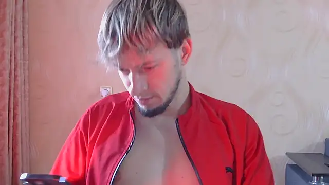 Snapshot of frama666 chatting on 10/19/25, 09:21 frama666 online show from 10/19/25, 09:21