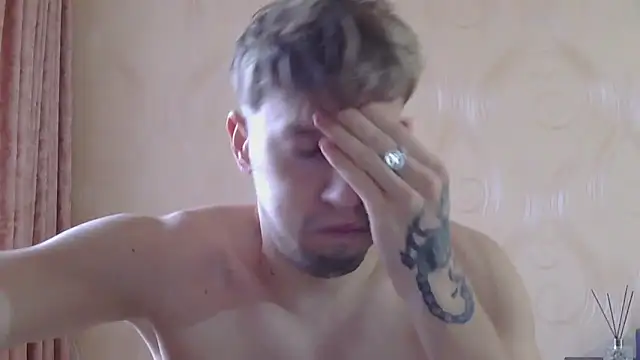 Snapshot of frama666 chatting on 11/04/25, 11:31 frama666 online show from 11/04/25, 11:31