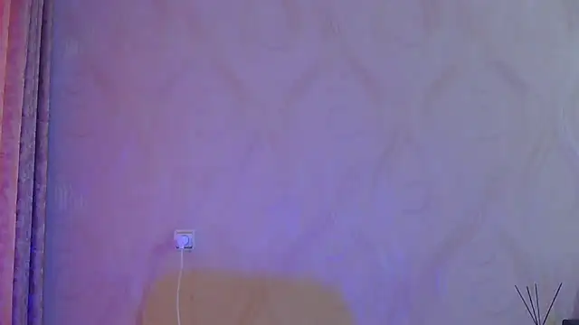 Snapshot of frama666 chatting on 11/13/25, 07:29 frama666 online show from 11/13/25, 07:29