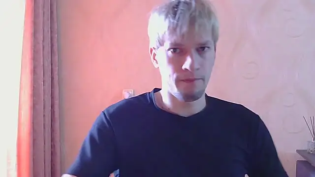 Snapshot of frama666 chatting on 04/17/26, 11:46 frama666 online show from 04/17/26, 11:46