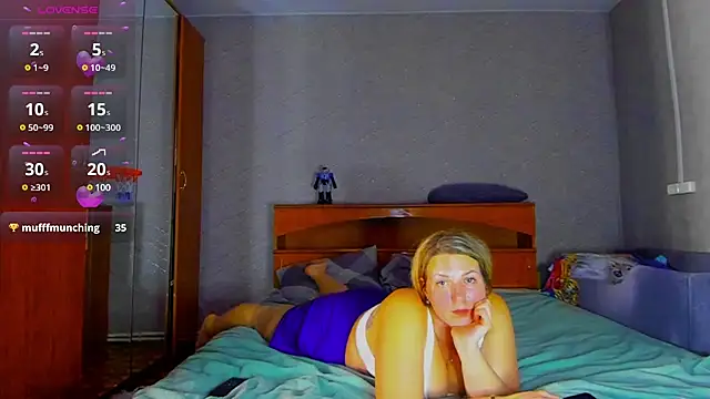 LadyLucky  online show from 03/14/25, 06:53