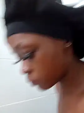 Snapshot of xxTatiannaxx chatting on 02/26/25, 06:00 xxTatiannaxx online show from 02/26/25, 06:00