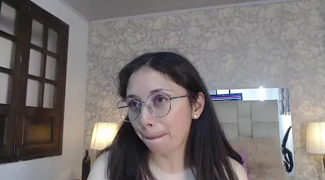 Stephanie Sun online show from 02/28/25, 07:46