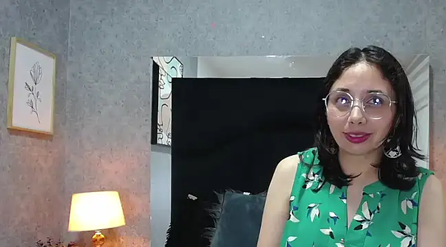 Stephanie Sun online show from 03/13/25, 04:45