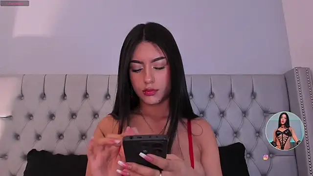 Gracia-Carrera online show from 10/08/25, 04:10