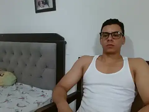 pamelareynadelsur online show from 02/24/25, 05:53