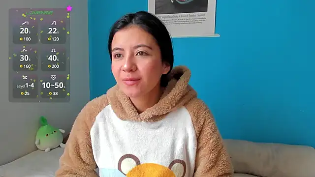 Emily--Swan-- online show from 03/12/25, 01:08