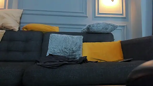 Snapshot of BridgitteBia chatting on 03/04/25, 11:32 BridgitteBia online show from 03/04/25, 11:32