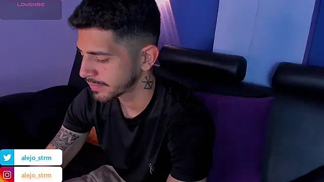 AlejandroStormm online show from 10/03/25, 09:12