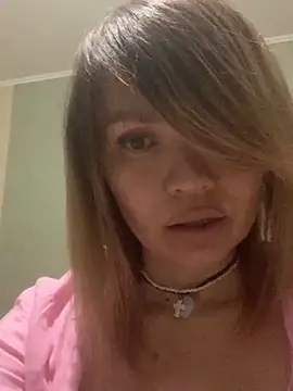 Ella Pearlie online show from 02/25/25, 05:36