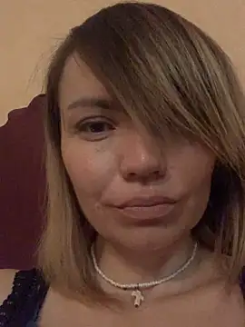 Ella Pearlie online show from 03/03/25, 02:26