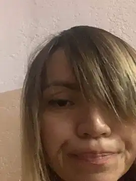 Ella Pearlie online show from 03/04/25, 11:19