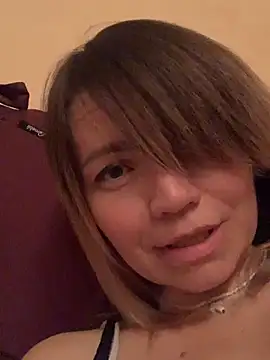 Ella Pearlie online show from 03/05/25, 04:13