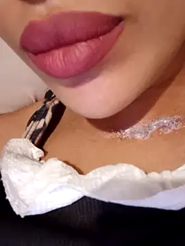 Snapshot of Sexlove1xo chatting on 11/01/25, 12:51 Sexlove1xo online show from 11/01/25, 12:51