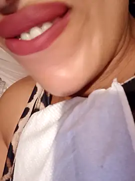 Snapshot of Sexlove1xo chatting on 11/02/25, 12:57 Sexlove1xo online show from 11/02/25, 12:57