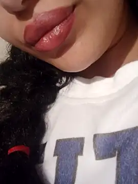 Sexlove1xo online show from 04/25/26, 05:43