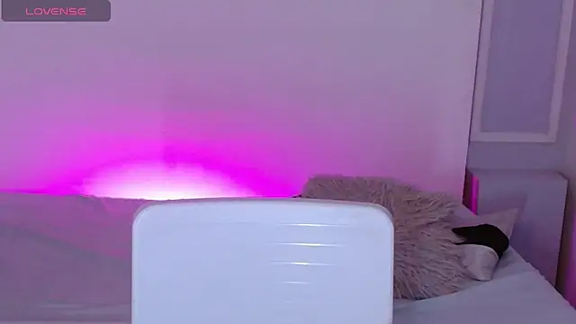 JasmineBella0 online show from 03/01/25, 02:04