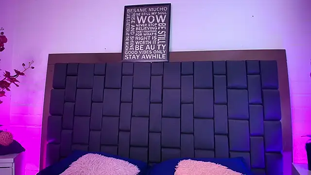 Snapshot of Lexi_Howard_ chatting on 09/21/25, 01:35 Lexi Howard online show from 09/21/25, 01:35