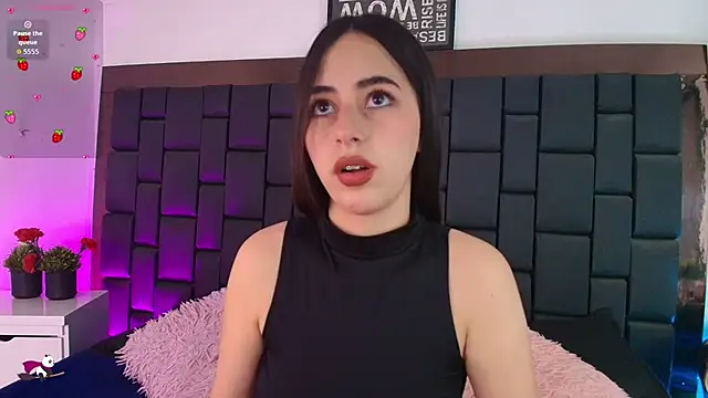 Snapshot of Lexi_Howard_ chatting on 10/24/25, 05:04 Lexi Howard online show from 10/24/25, 05:04