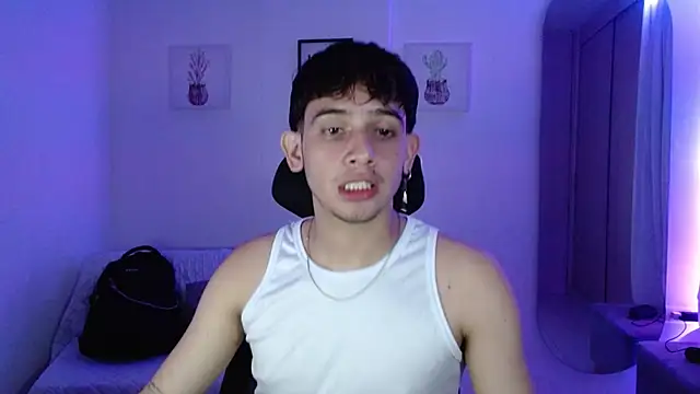 SebasxxL1 online show from 03/06/25, 03:24