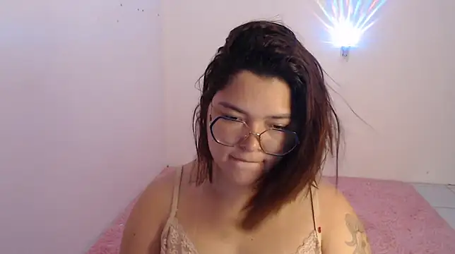 Snapshot of GoddessChaar chatting on 10/01/25, 01:28 GoddessChaar online show from 10/01/25, 01:28