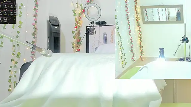 Genesis Love   online show from 10/17/25, 09:23